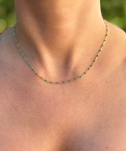 Collier émaillé P vert